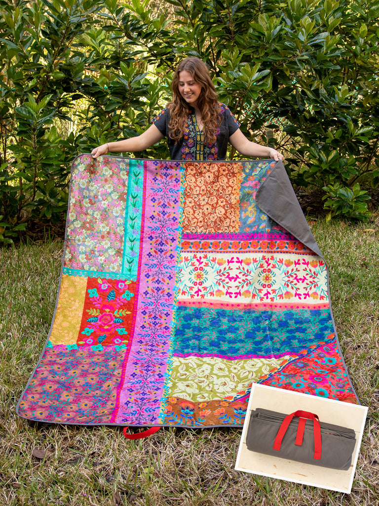 XL Water Resistant Picnic Blanket|Patchwork-view 1