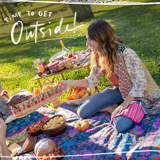 We Love A Spring Picnic!