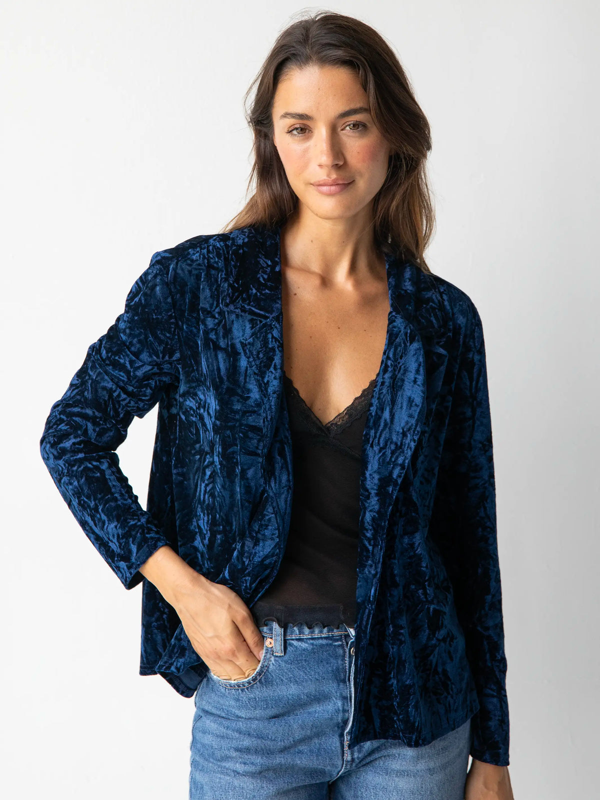 Lennon Velvet Jacket - Navy – Natural Life