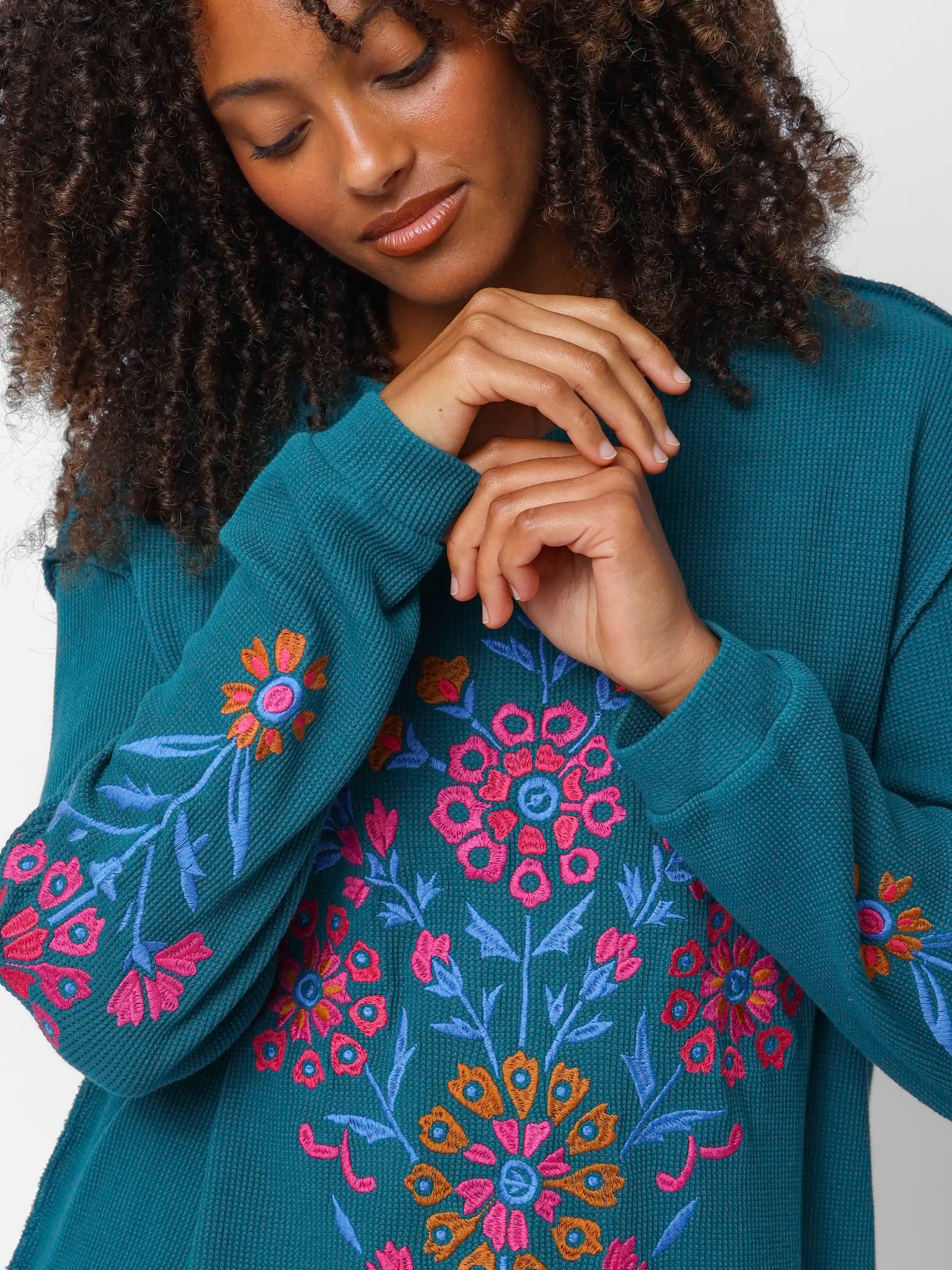 Aida Embroidered Thermal - Teal Folk Bouquet – Natural Life