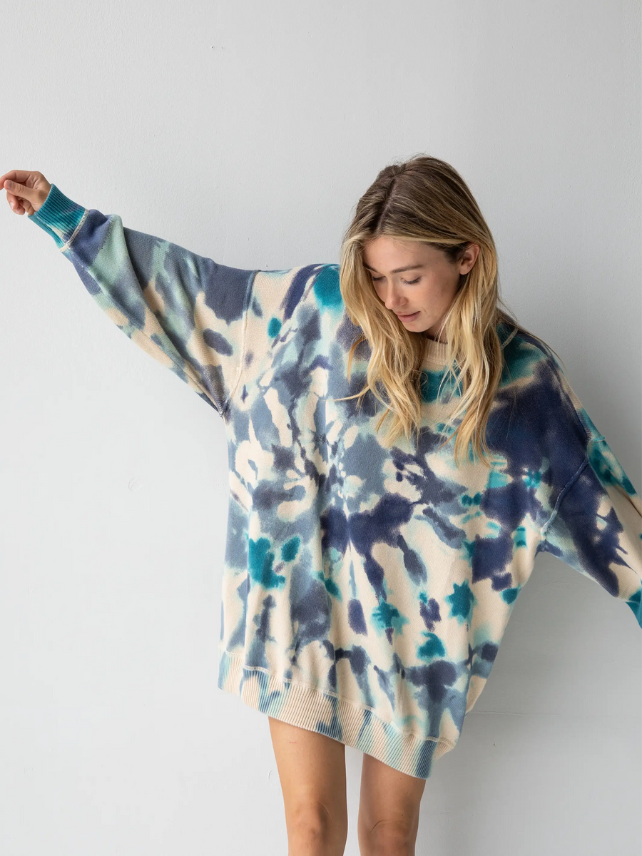 Taylor Oversized Sweater - Blue Tie-Dye – Natural Life