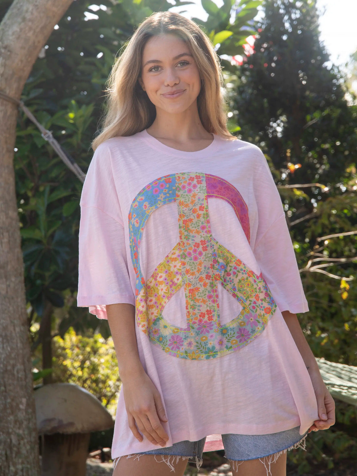 Oversized Cotton Applique Tee - Light Pink Peace Sign – Natural Life