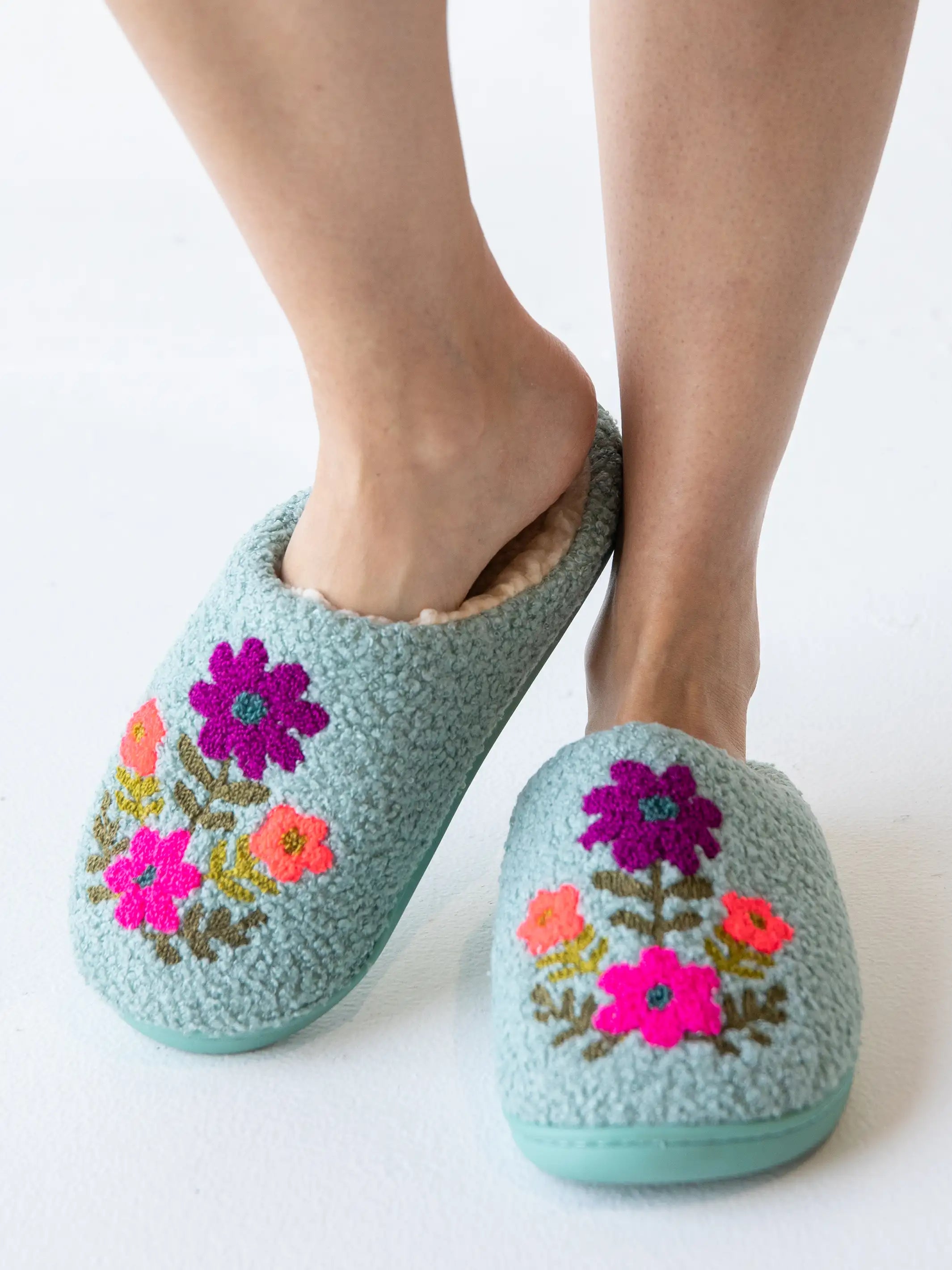 Icon Sherpa Slippers Mushroom Natural Life