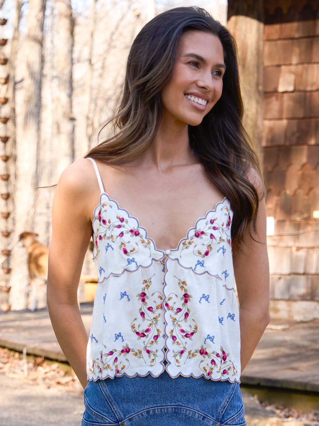Estelle Embroidered Tank - White Floral – Natural Life