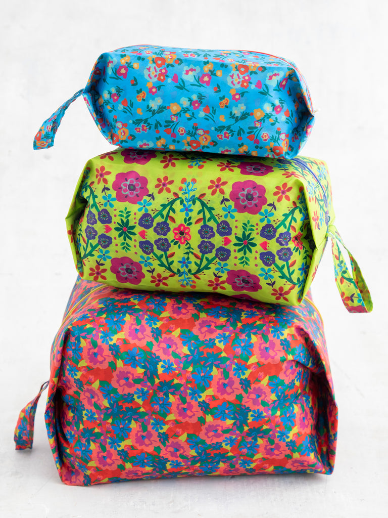 Set of 3 Pack & Go Packing Cubes Bright Floral Natural Life