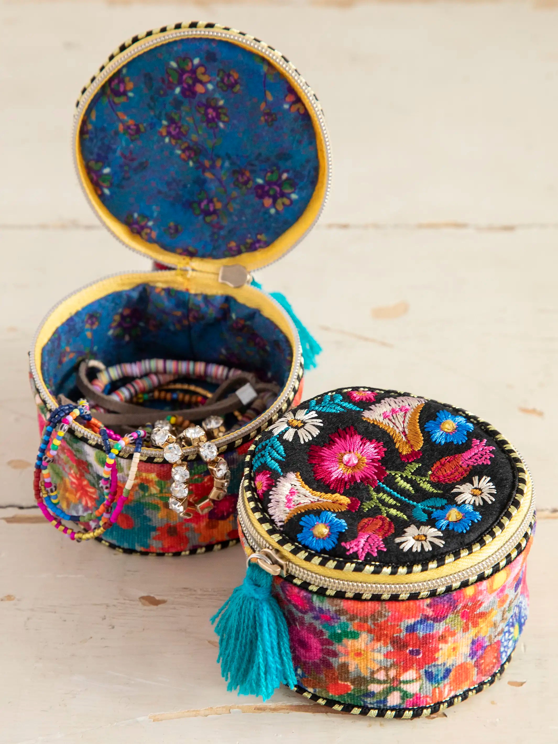 Embroidered Jewelry Case - Black Folk Flower – Natural Life