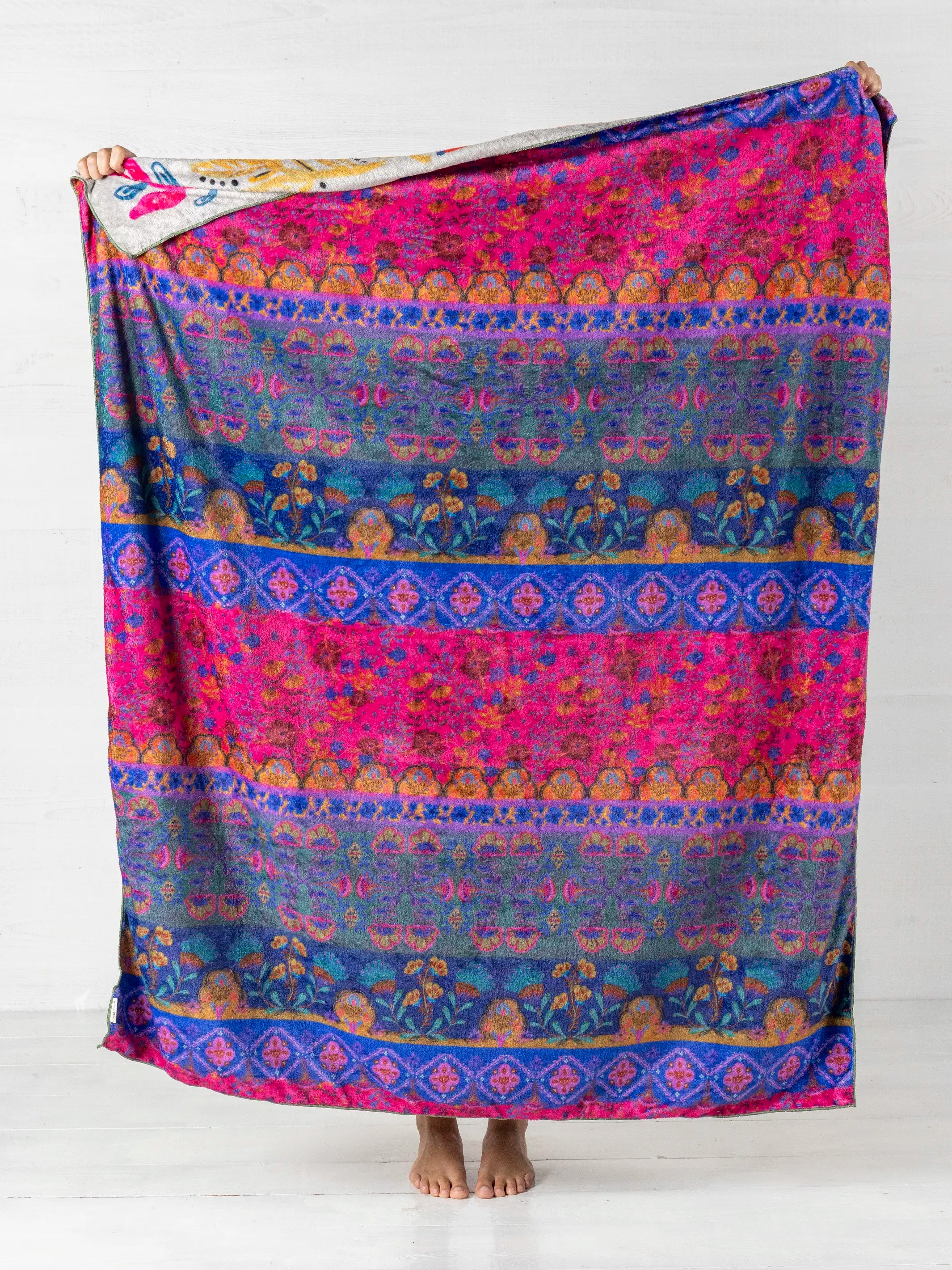 Natural Life Throw Blanket - Thumbnail 2