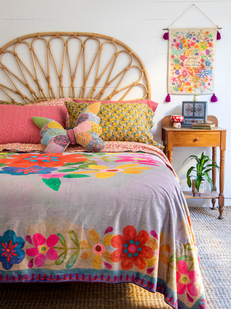 Double-Sided Cozy Coverlet - Floral Patchwork-view 2