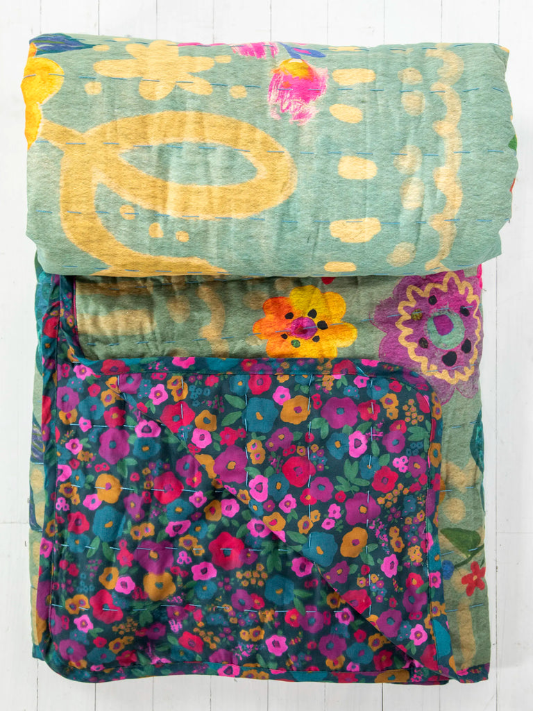 Bungalow Reversible Quilt - Love Is The Answer-view 2