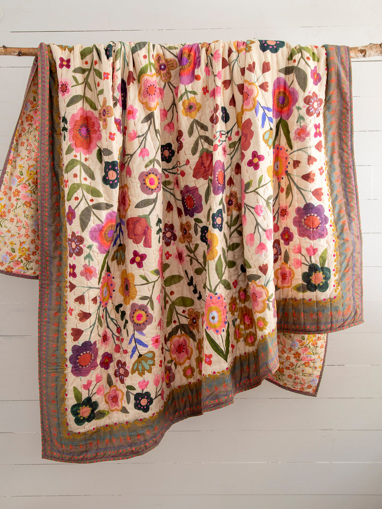 Bungalow Reversible Quilt|Artsy Floral-view 3