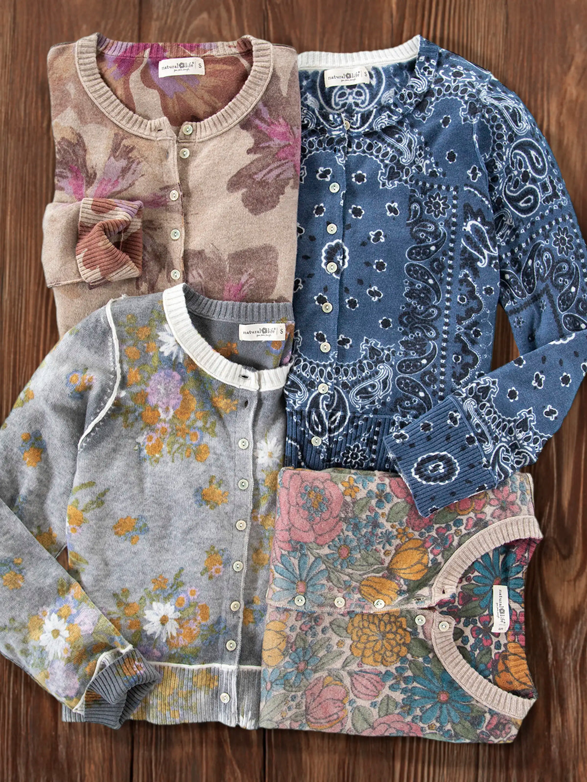 ☆グレージュ刺繍×マルチストライプ☆ ハンドメイド リバーシブル