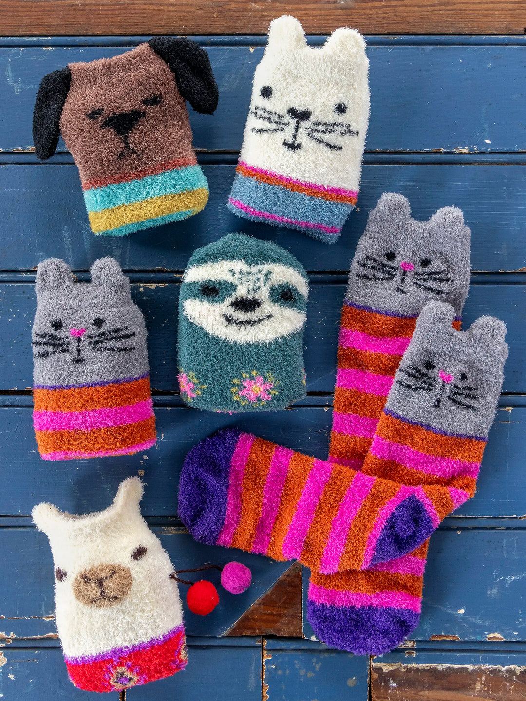 Cozy Socks - Llama