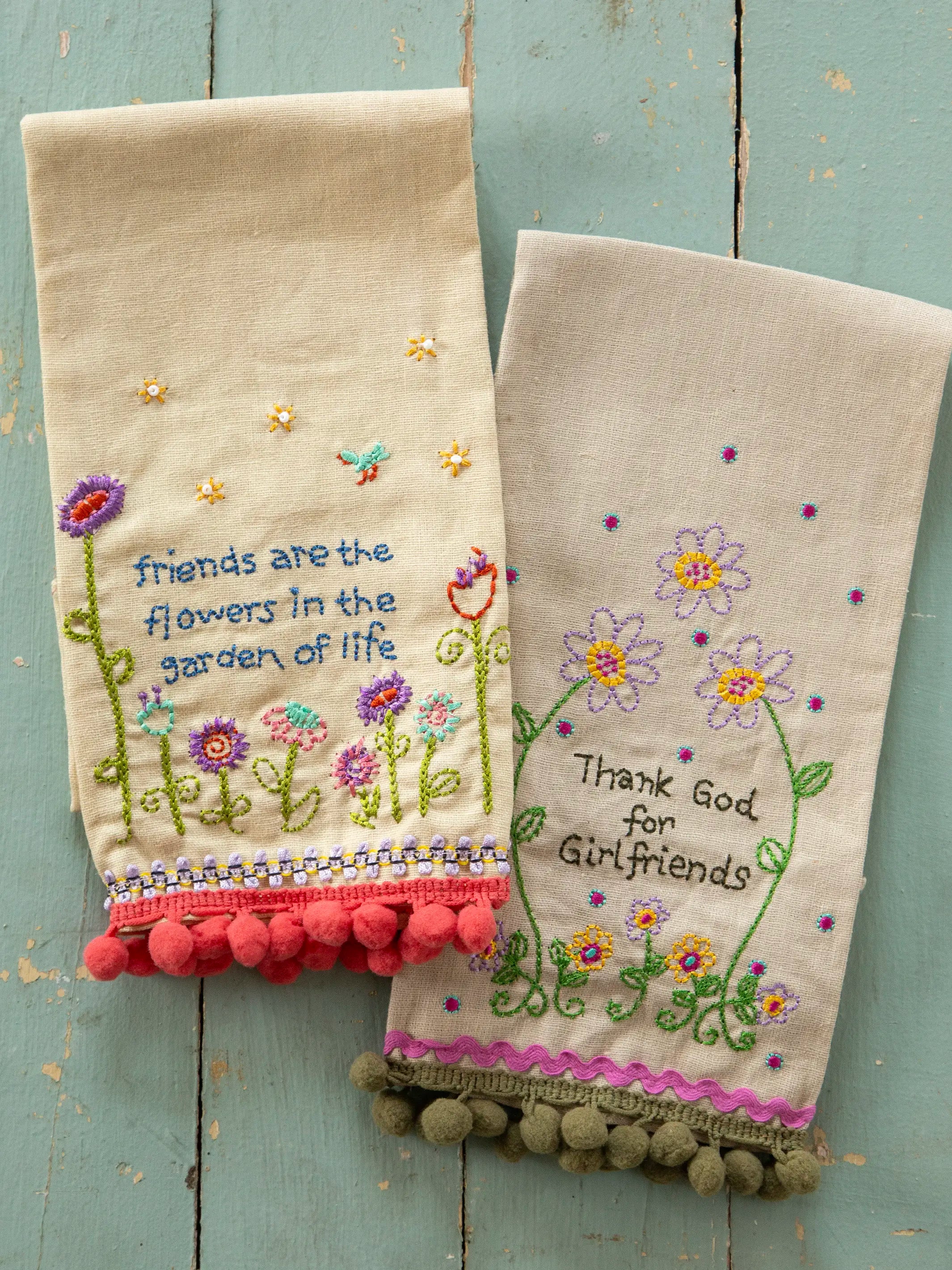 Linen Embroidered Hand Towel - Girlfriends - Thumbnail 3