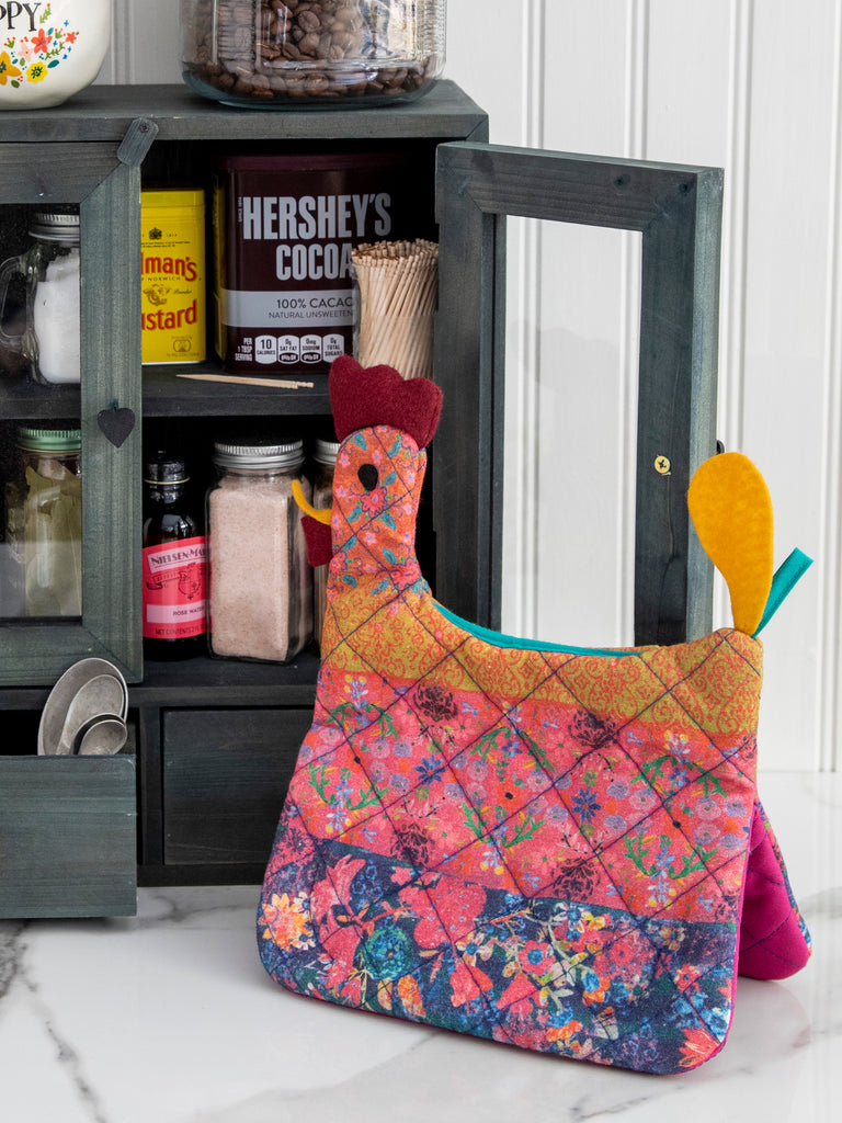 Customize Your Kitchen With DIY Hot Pads and Oven Mitts - Smile