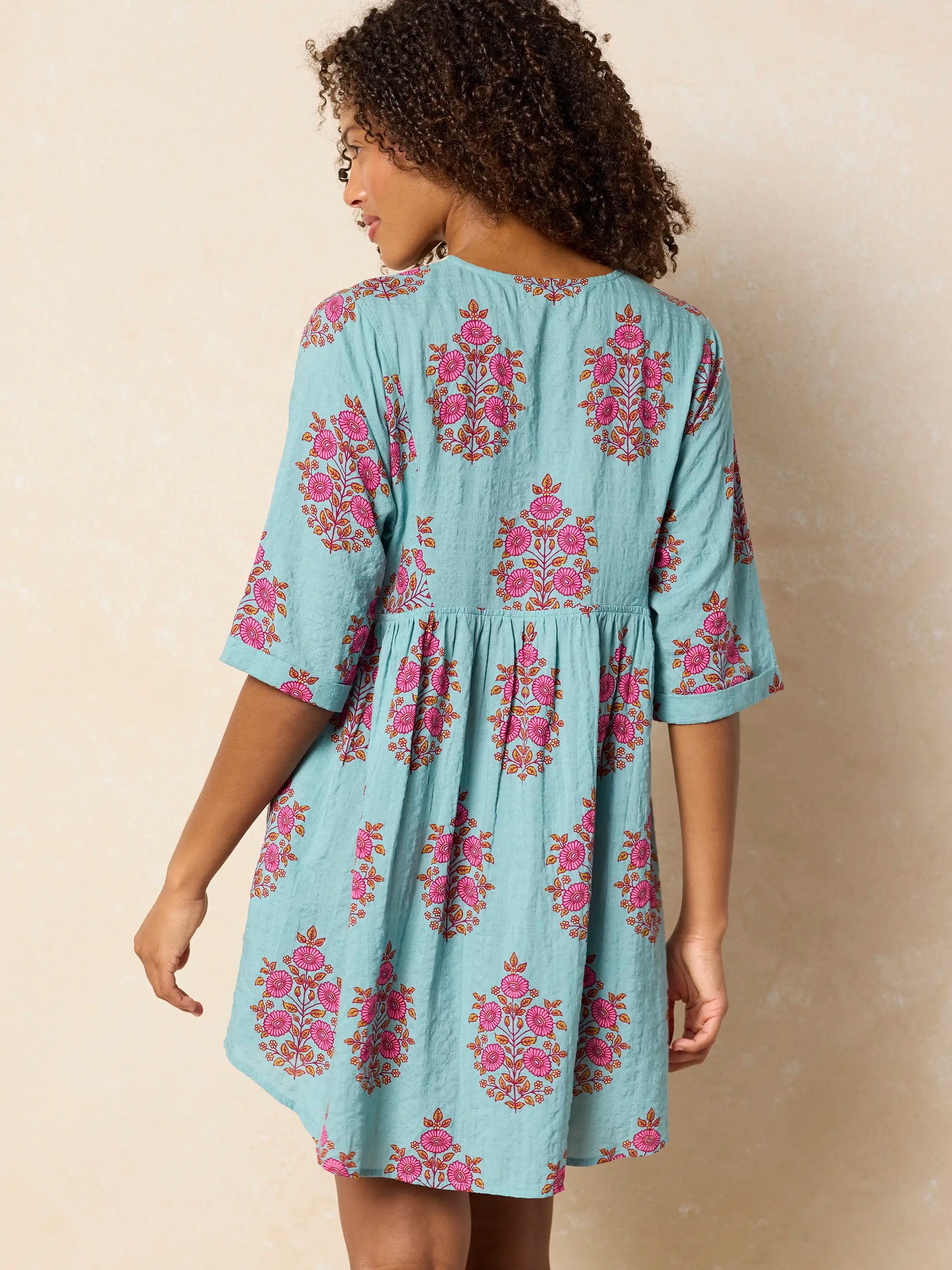 green emerald velvet dress Stella Nova Apple Embroidered Scalloped Midi Dress Navy / 40 / Large main image 1