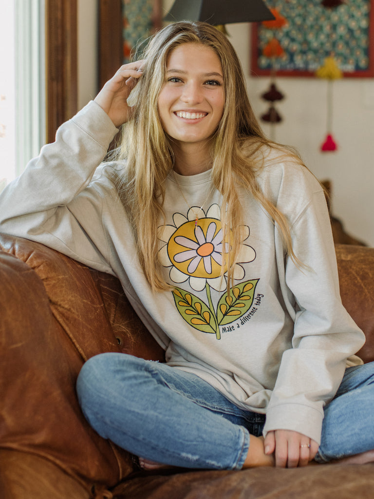 Comfy Pocket Sweatshirt|Make A Difference-view 1