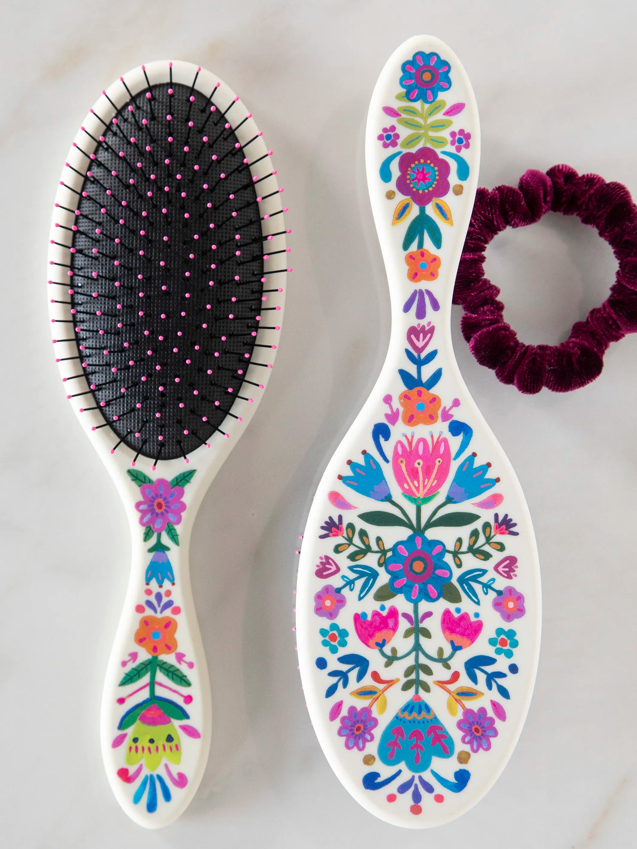 Wet / Dry Detangling Hairbrush - Cream – Natural Life