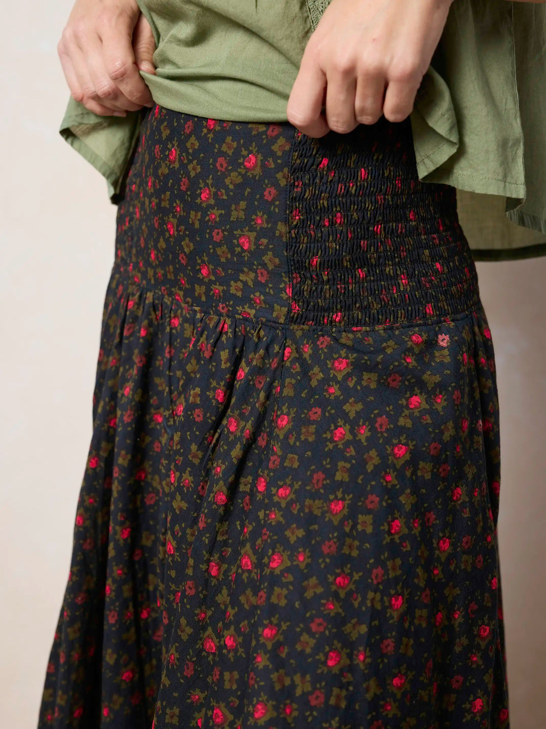 Feelin' Alive Convertible Cotton Midi Skirt - Black Fuchsia Floral