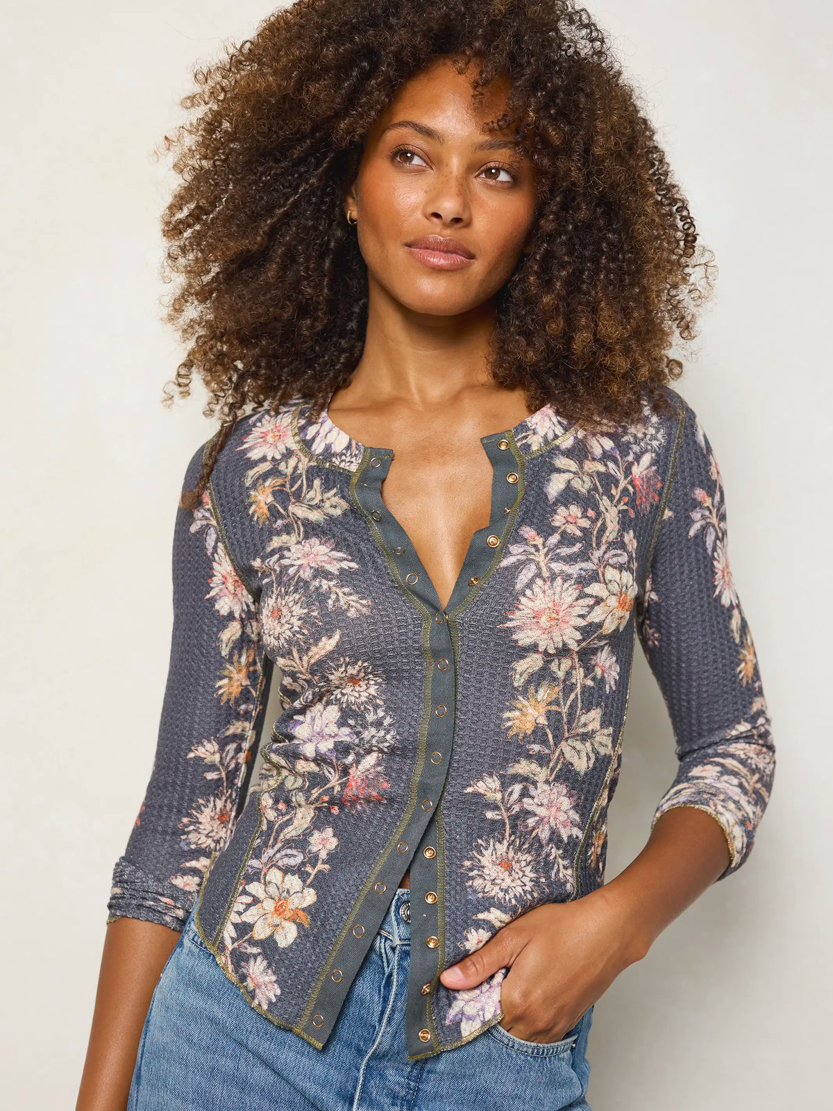 Dallas Snap Front Thermal Top - Charcoal Dahlia Rows – Natural Life