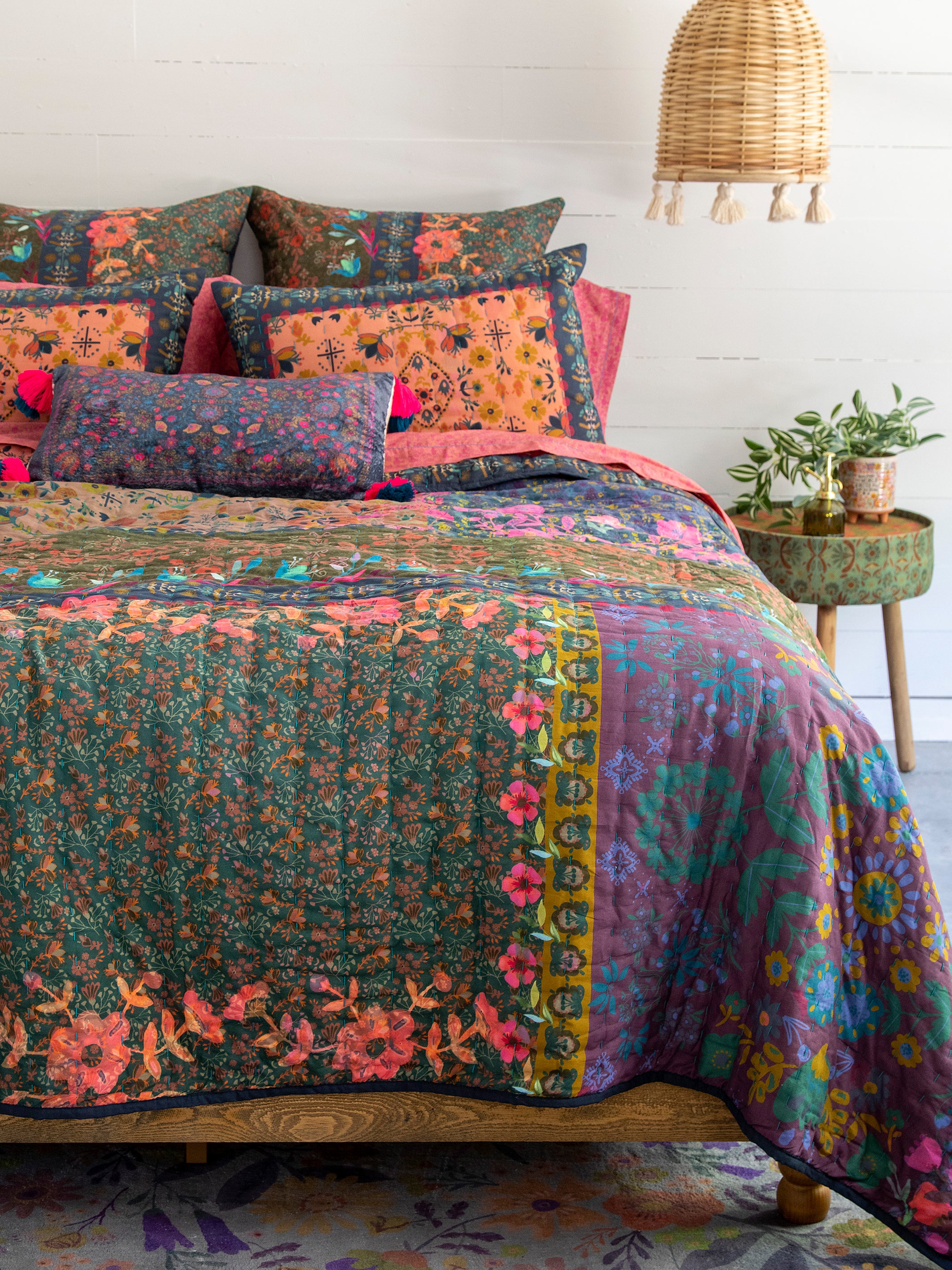 Natural Life Bungalow Quilt - Thumbnail 4