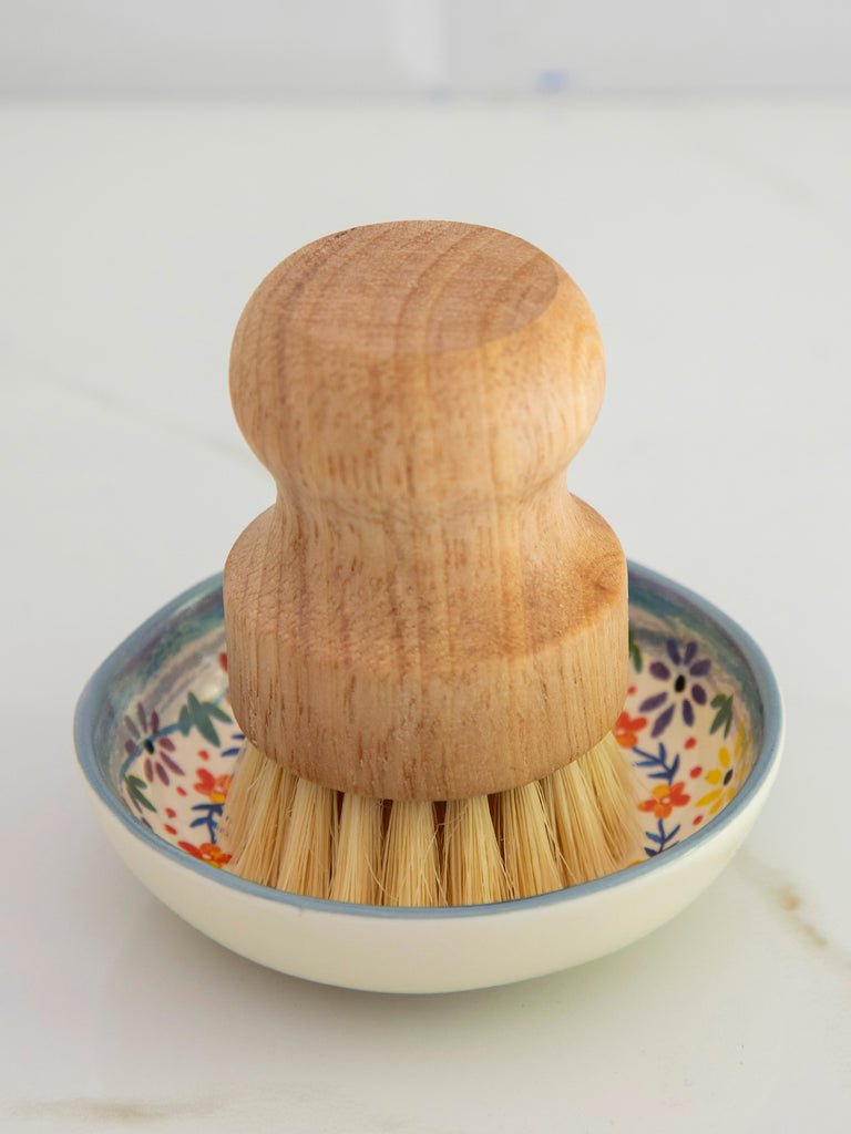 Dish Brush, Scrub Brush Cleaner with Bamboo Long Handle Good Grip